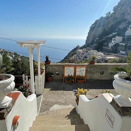La Villa Di Enzo Casa Vacanze Con Vista Mare Амальфі Екстер'єр фото
